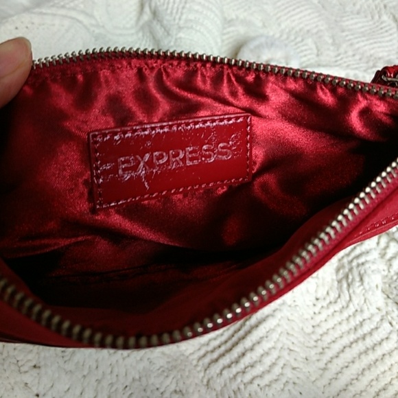 Wristlet - Picture 2 of 3